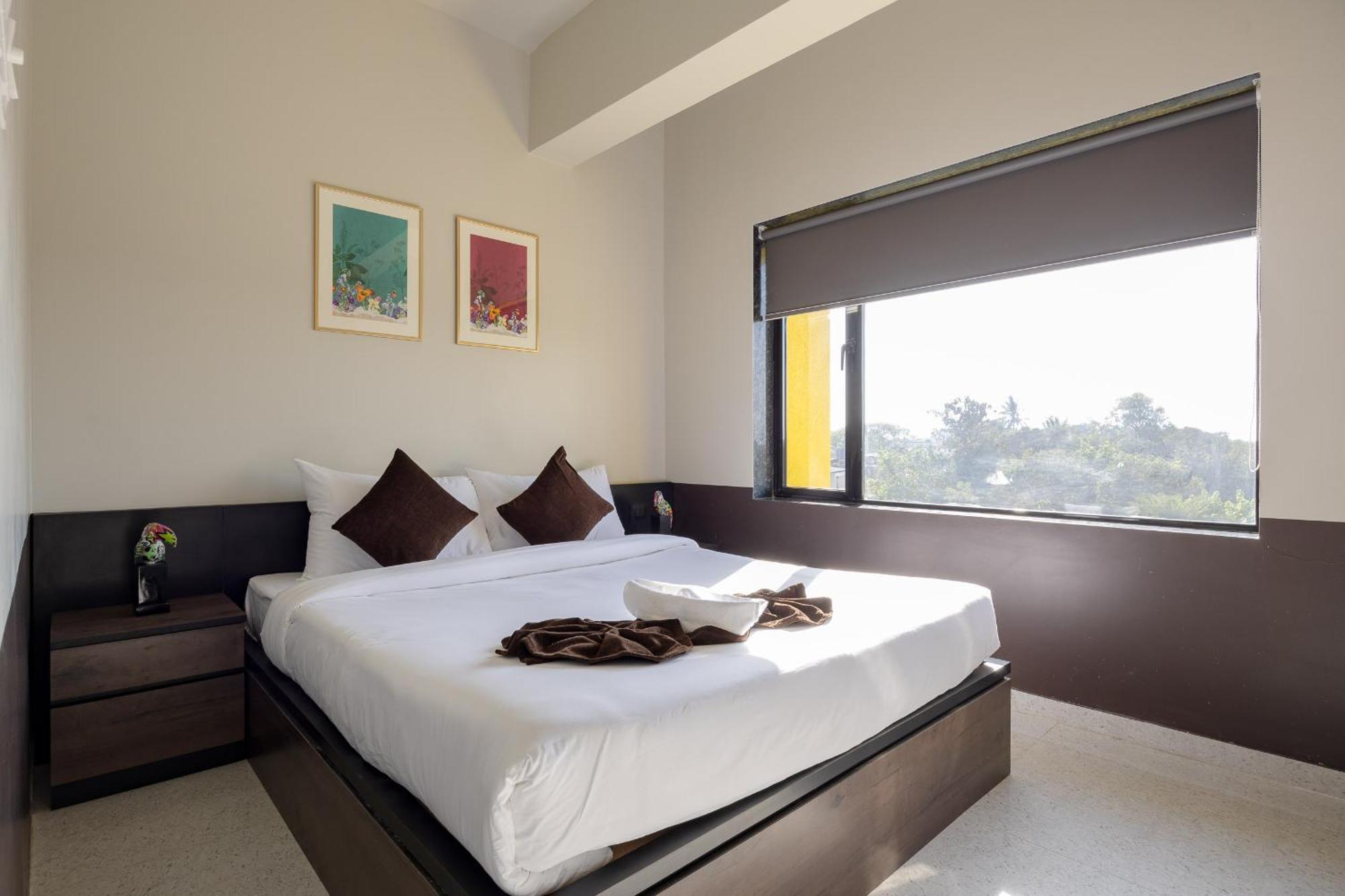 Saavi Suites Daman Exterior photo
